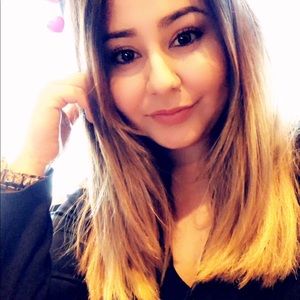 Meet your Posher, Leslie